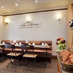 Timhotel Du Gare Du Nord 3*
